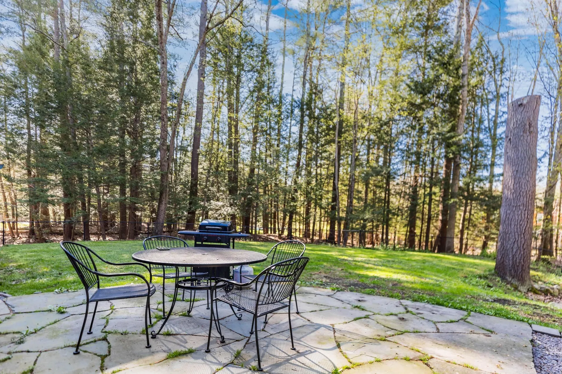 4 Moharinet Way Durham NH 03824