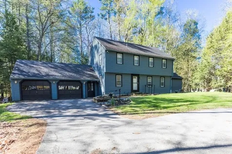 4 Moharinet Way Durham NH 03824