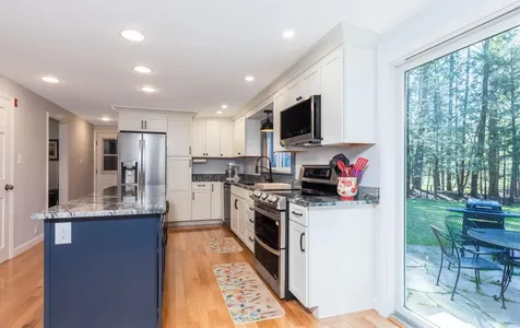 4 Moharinet Way Durham NH 03824