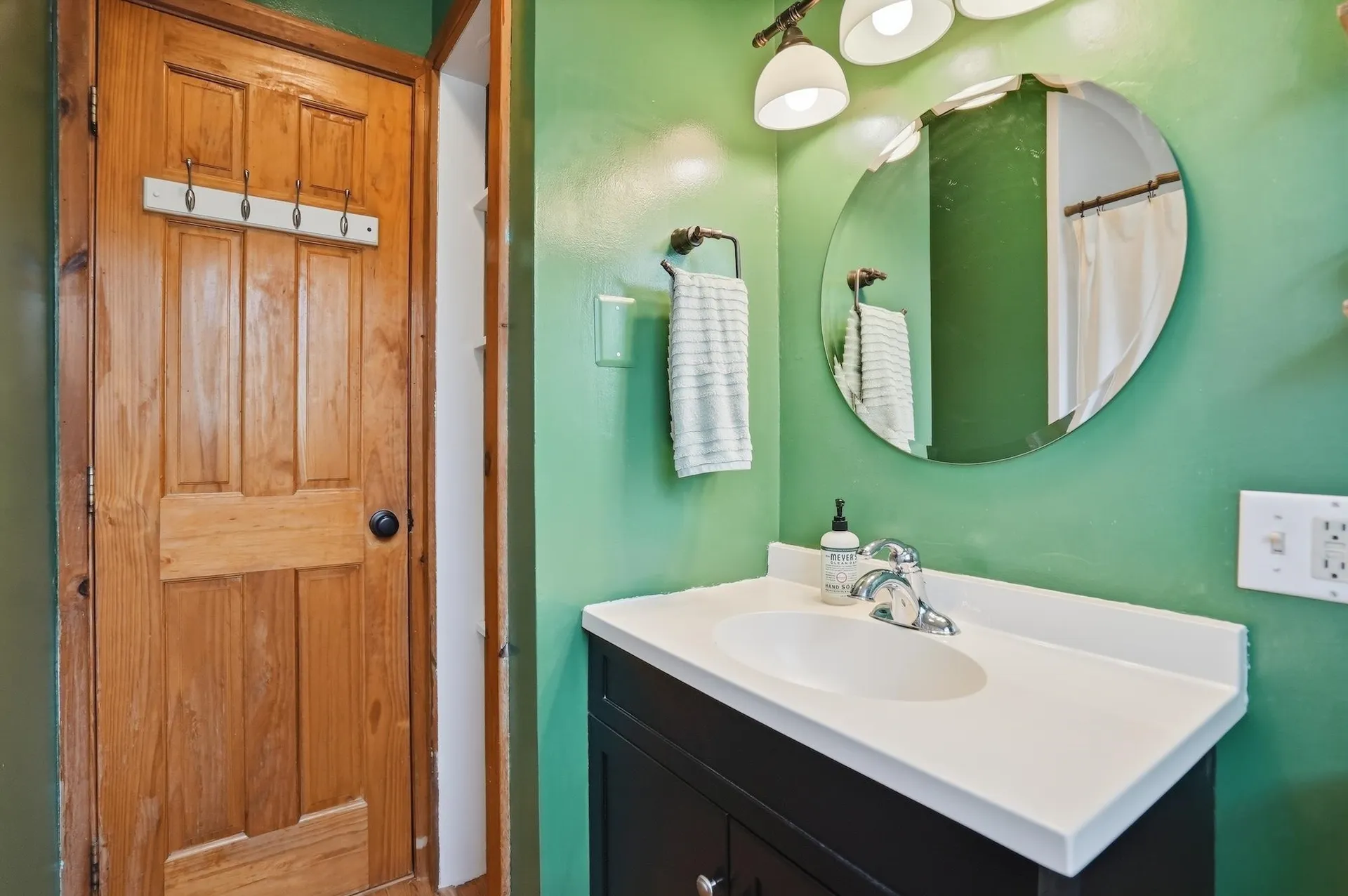 286 James Avenue Burlington VT 05408