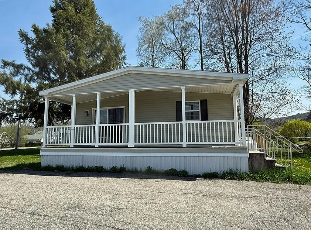 138 Curtis Avenue Rutland City VT 05701