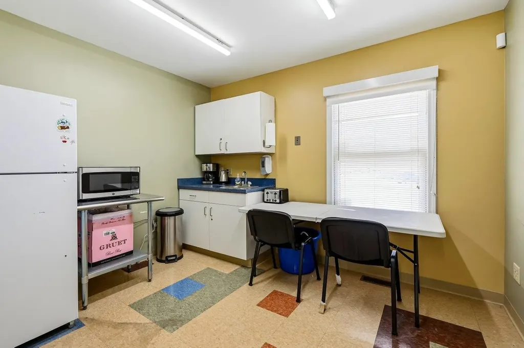19 Levesque Drive Eliot ME 03903