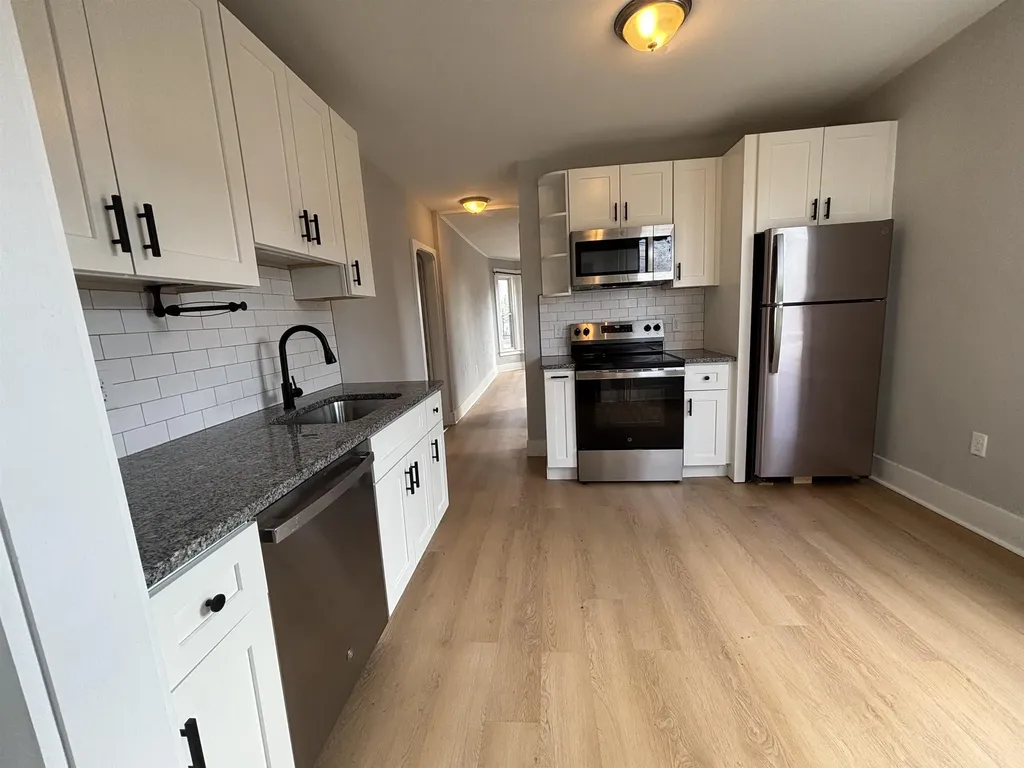 1 Charter Street Exeter NH 03833