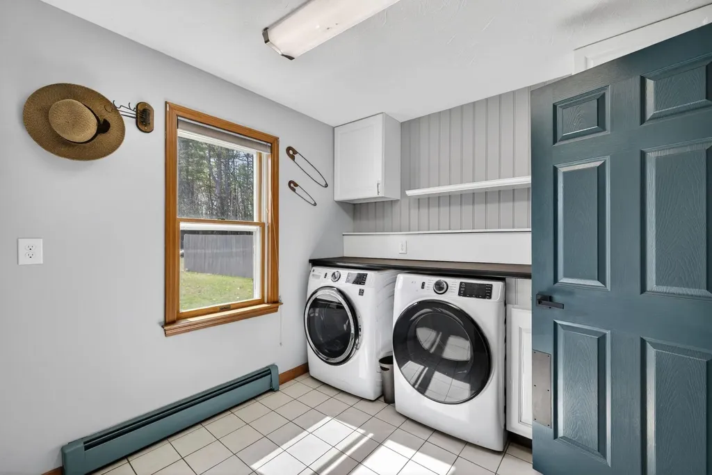 21 Emerald Drive Laconia NH 03246