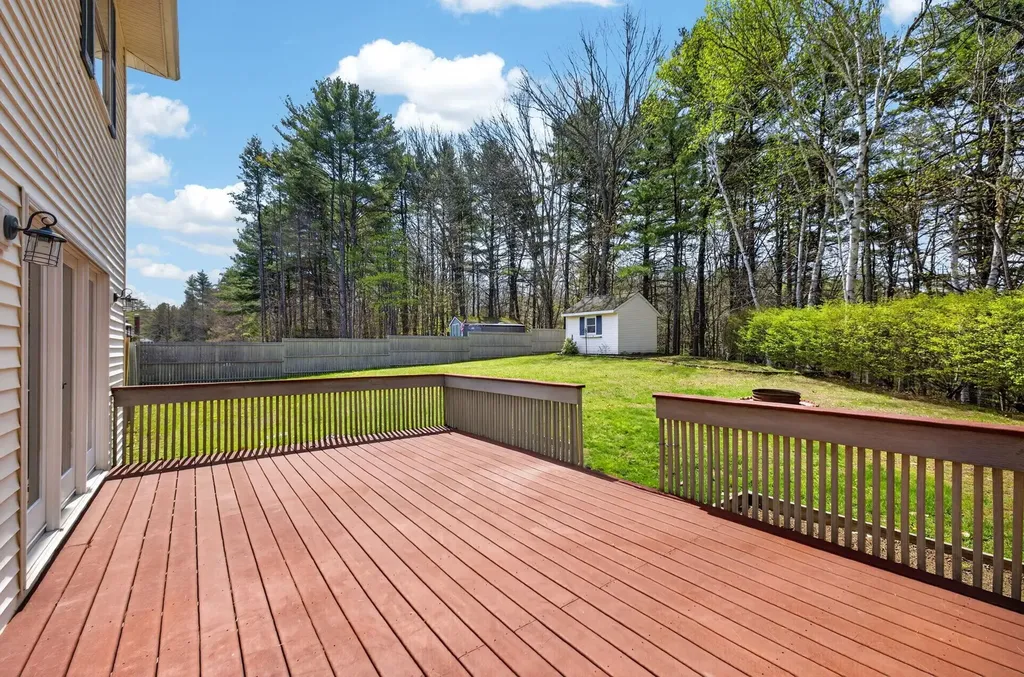 21 Emerald Drive Laconia NH 03246