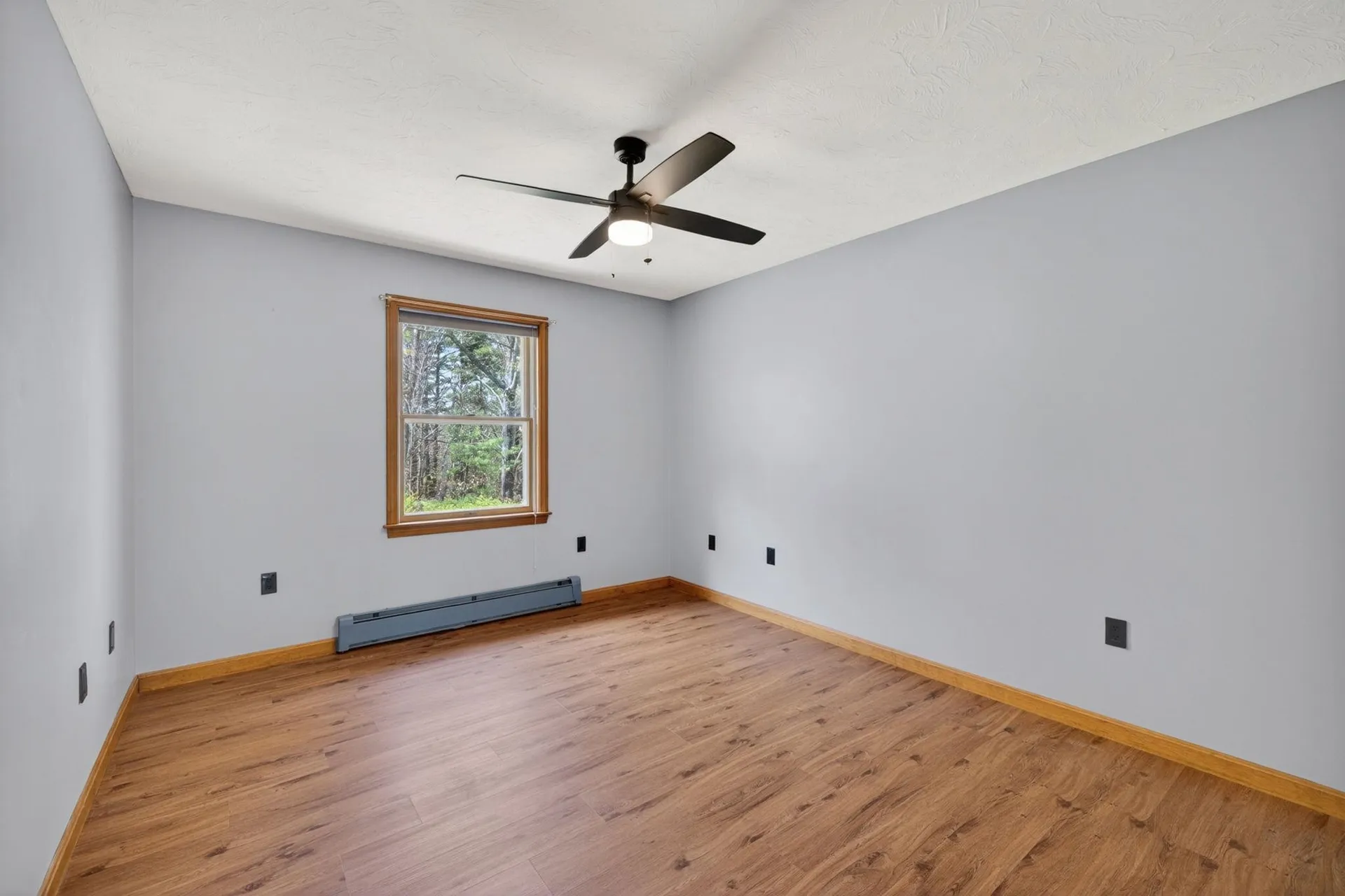 21 Emerald Drive Laconia NH 03246