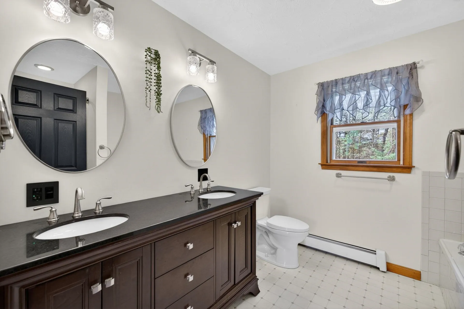 21 Emerald Drive Laconia NH 03246