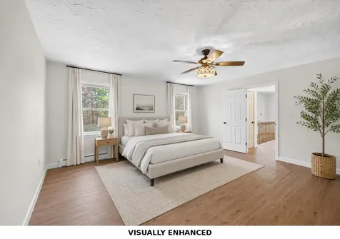 21 Emerald Drive Laconia NH 03246