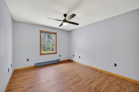 21 Emerald Drive Laconia NH 03246