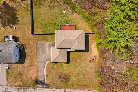 21 Emerald Drive Laconia NH 03246