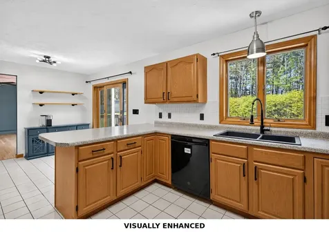 21 Emerald Drive Laconia NH 03246