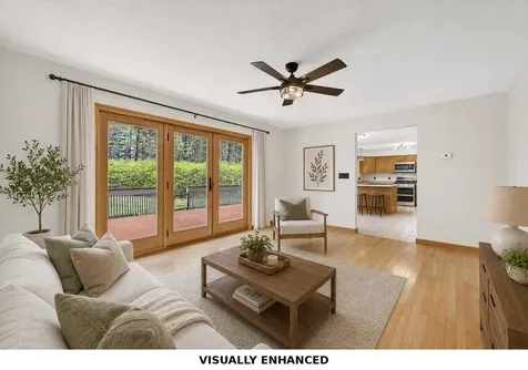 21 Emerald Drive Laconia NH 03246