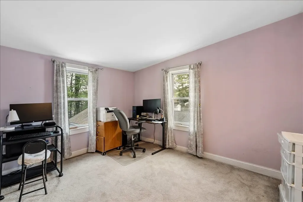 36 Lamprey Street Manchester NH 03102