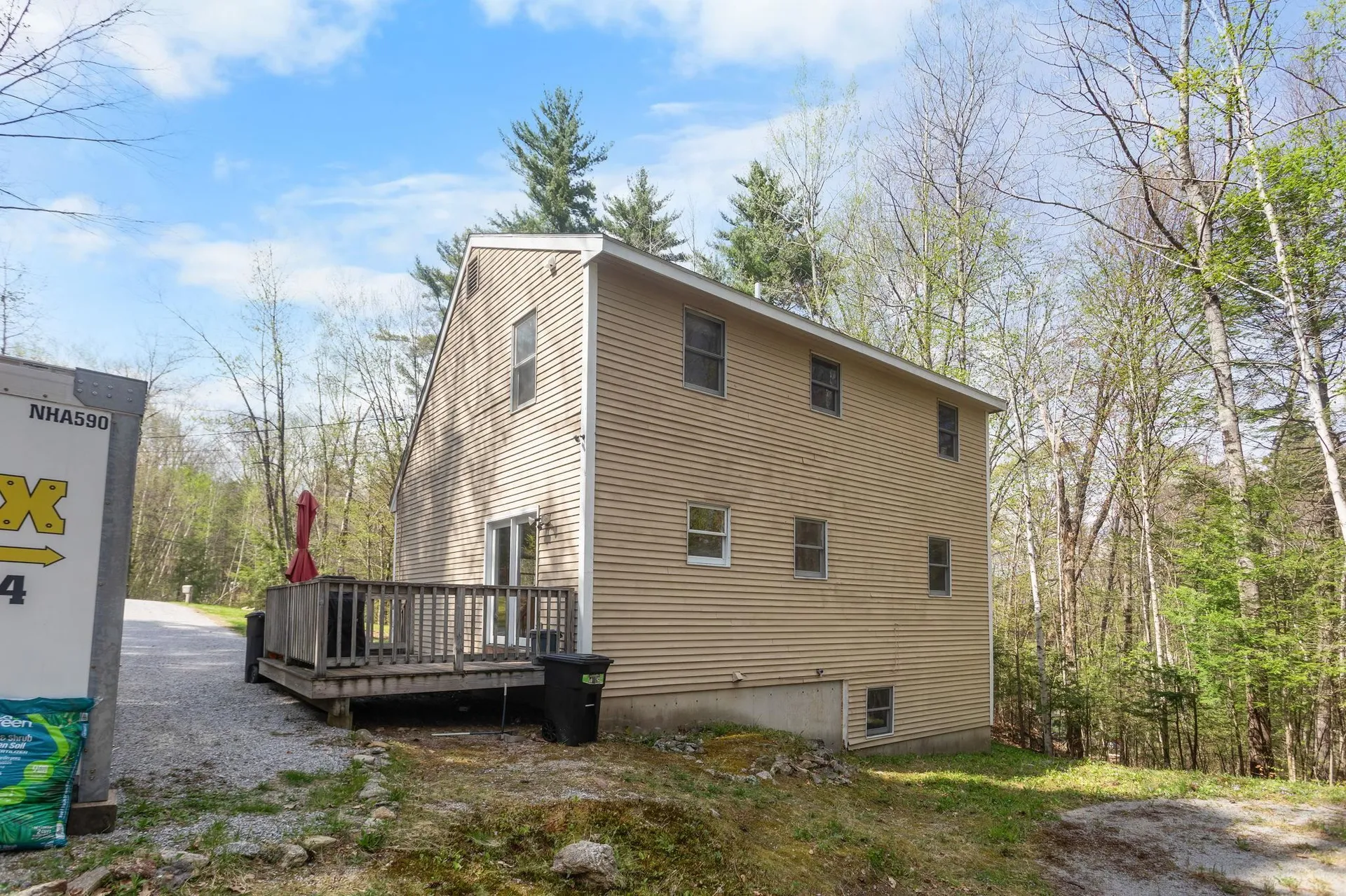 51 Guys Lane Weare NH 03281
