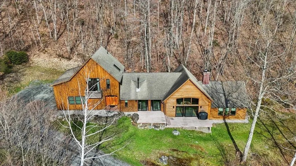 460 Bull Moose Ridge Road Stowe VT 05672