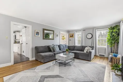 284 Webster Street Manchester NH 03104
