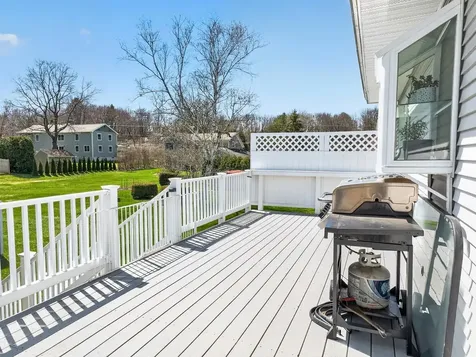 782 Falls Road Shelburne VT 05482