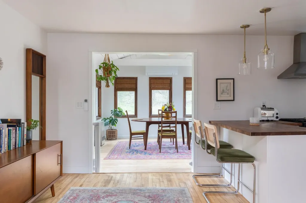 2537 Malletts Bay Avenue Colchester VT 05446