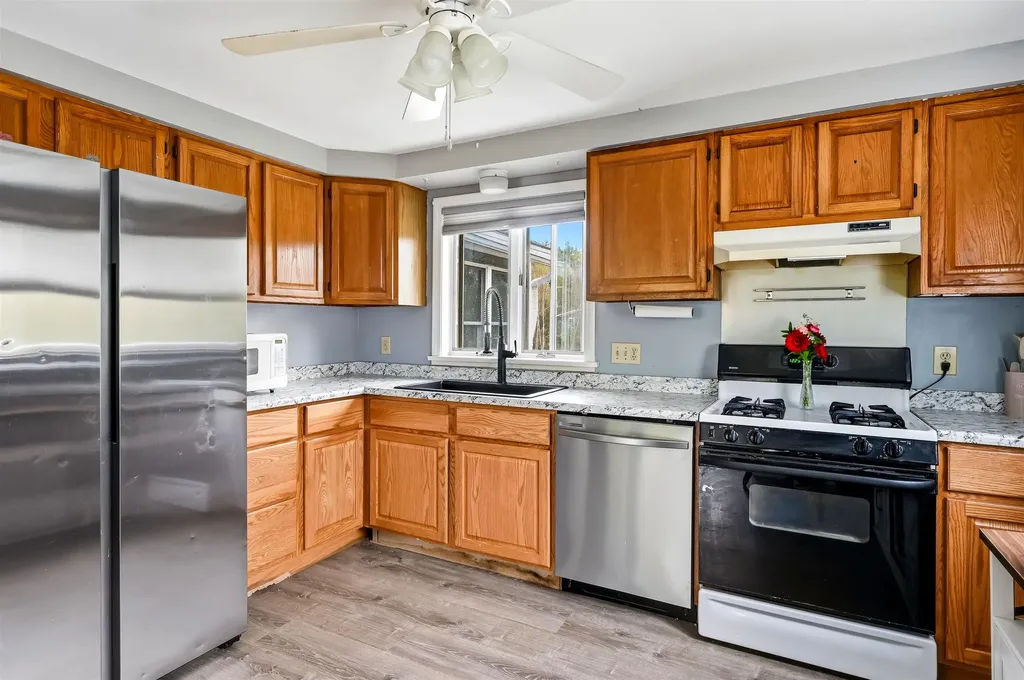21 Nutter Circle Barnstead NH 03225