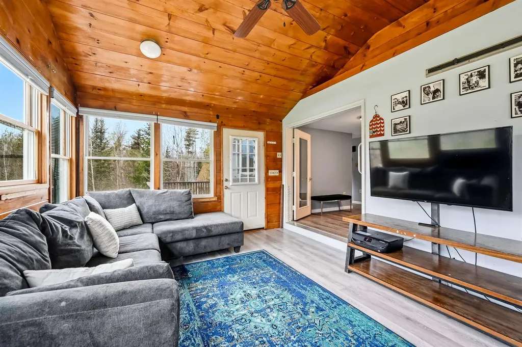 21 Nutter Circle Barnstead NH 03225