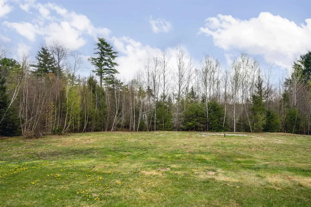 21 Nutter Circle Barnstead NH 03225