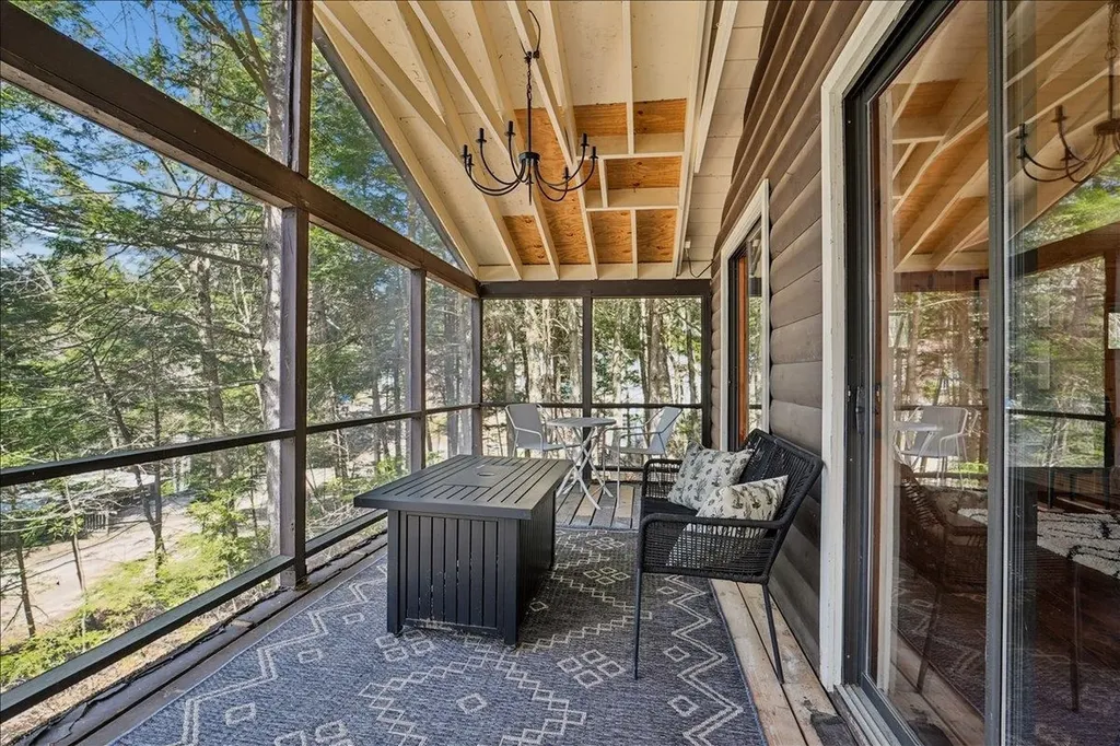 277 Hemlock Drive Gilmanton NH 03237
