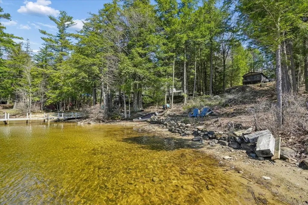 277 Hemlock Drive Gilmanton NH 03237
