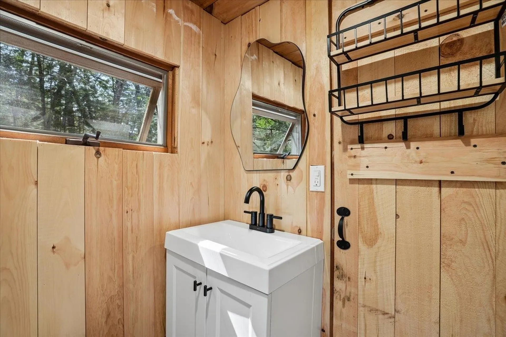 277 Hemlock Drive Gilmanton NH 03237