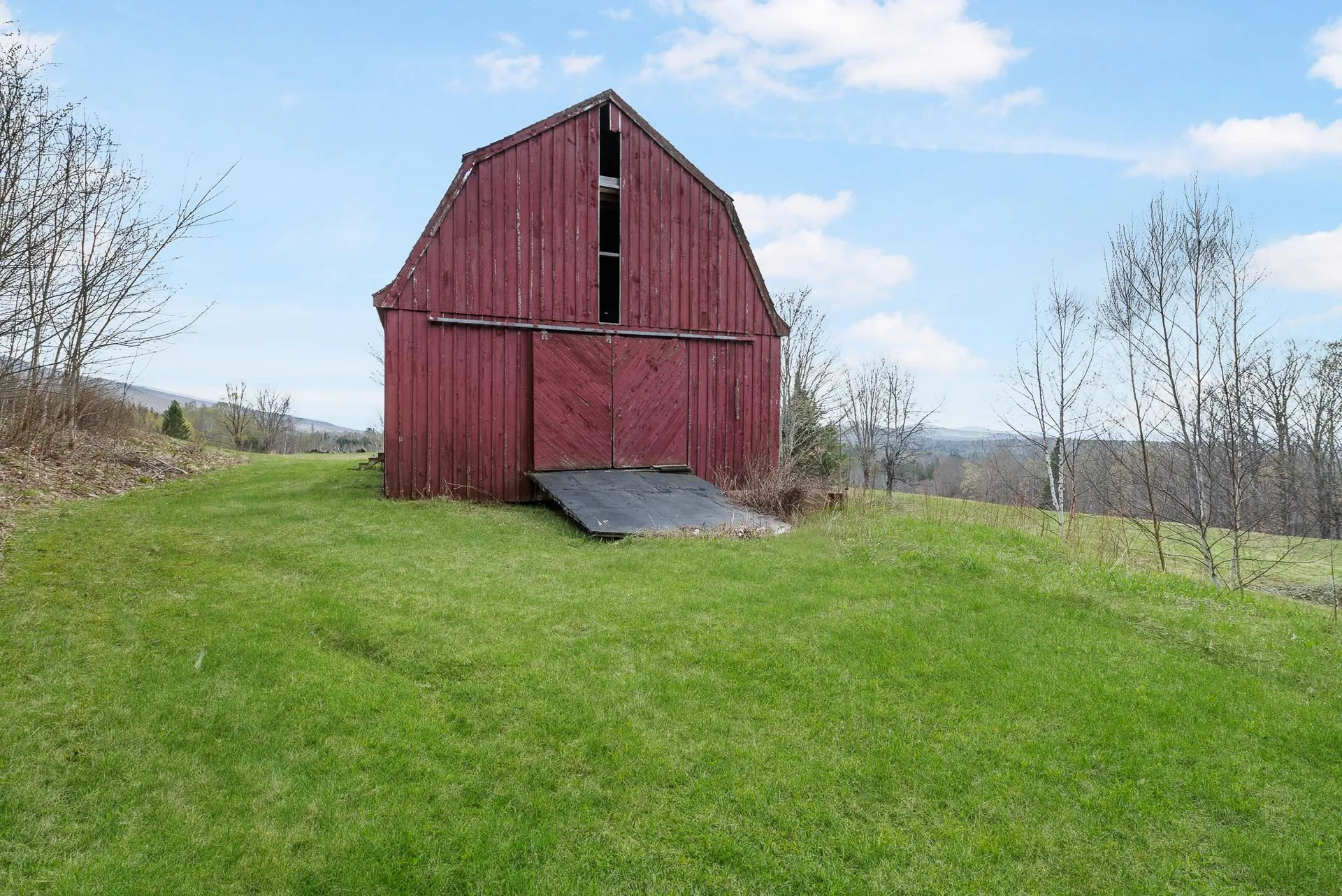 68 Rowell Road Lancaster NH 03584