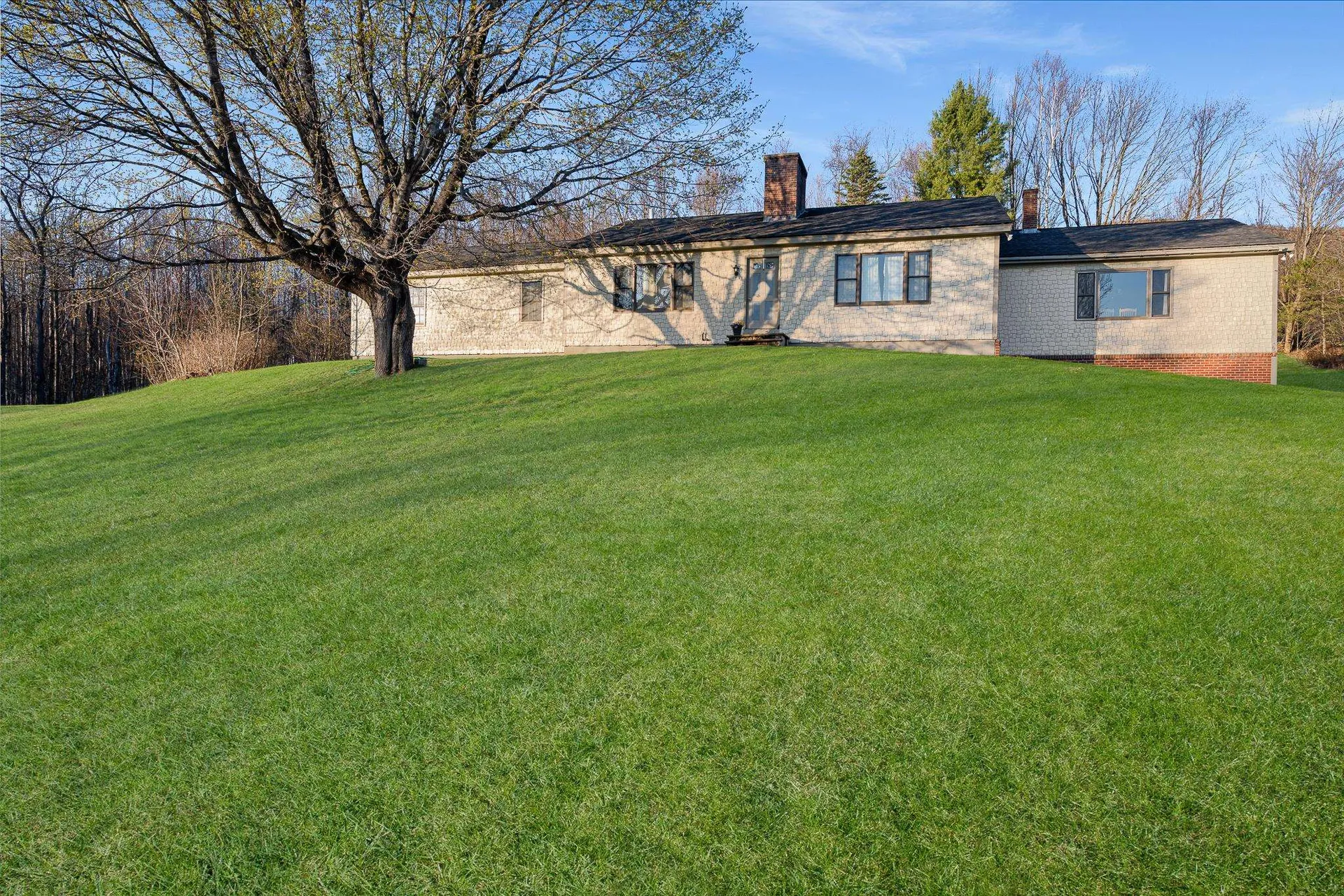 68 Rowell Road Lancaster NH 03584