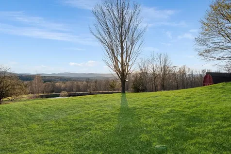 68 Rowell Road Lancaster NH 03584