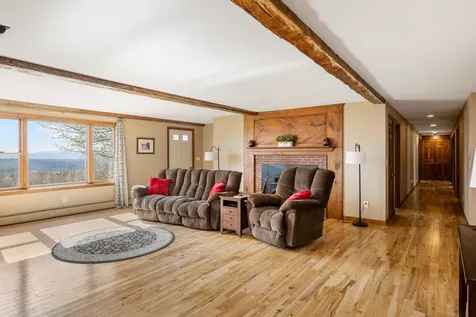 68 Rowell Road Lancaster NH 03584