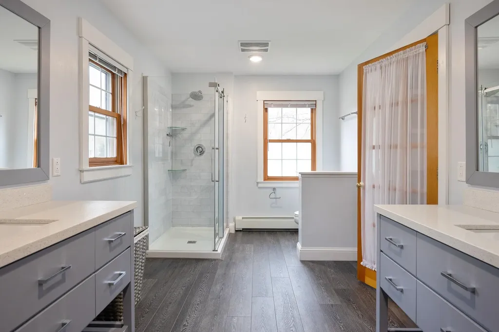 10 Hagan Drive Essex VT 05452