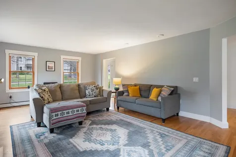10 Hagan Drive Essex VT 05452