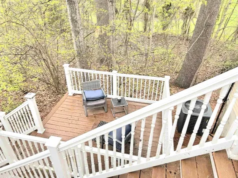 2 Cardinal Circle Derry NH 03038