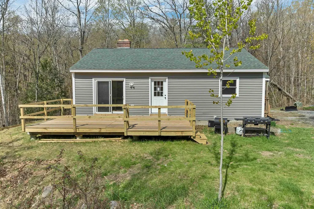 205 Baker Hill Road Sutton NH 03221
