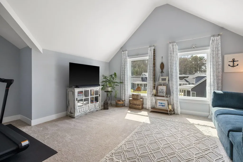 44 Fowler Drive Rye NH 03870