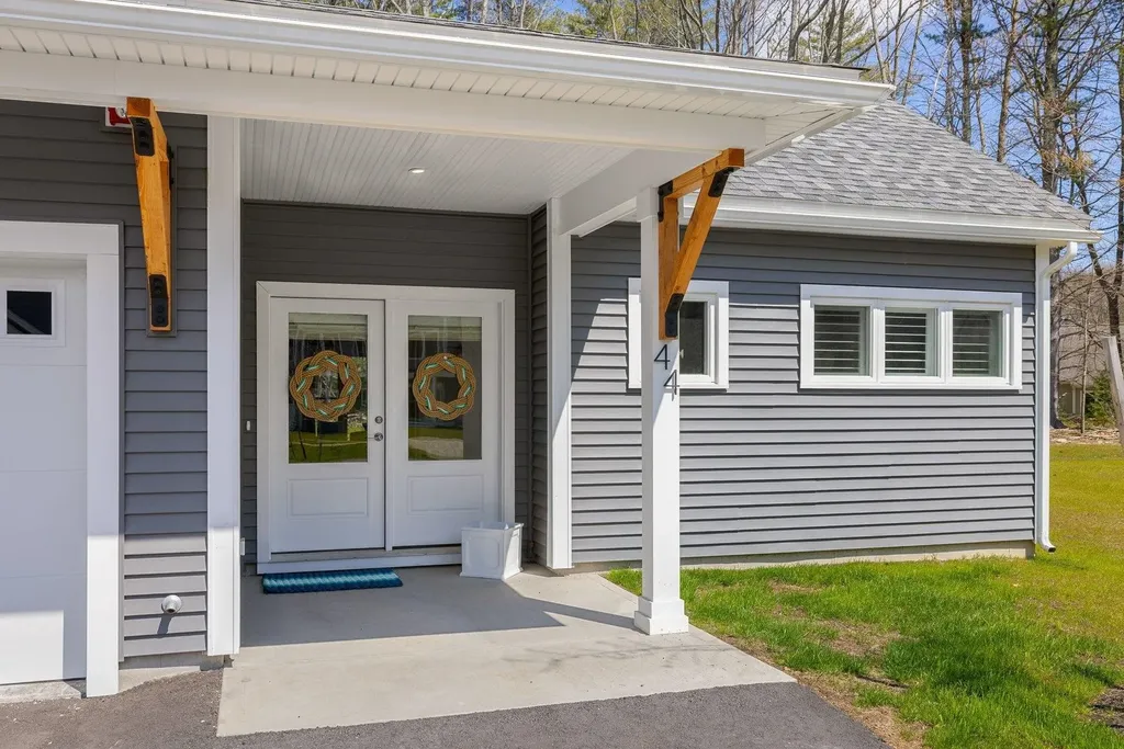 44 Fowler Drive Rye NH 03870