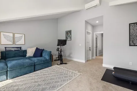 44 Fowler Drive Rye NH 03870
