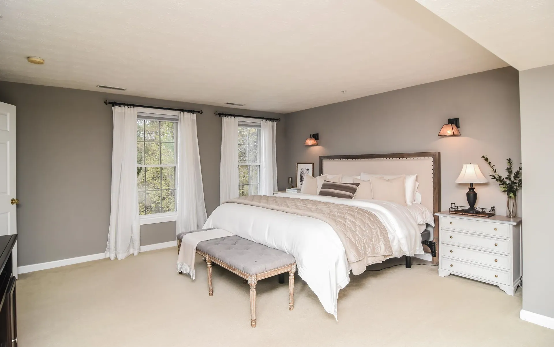 14 Georgetowne Drive Nashua NH 03062