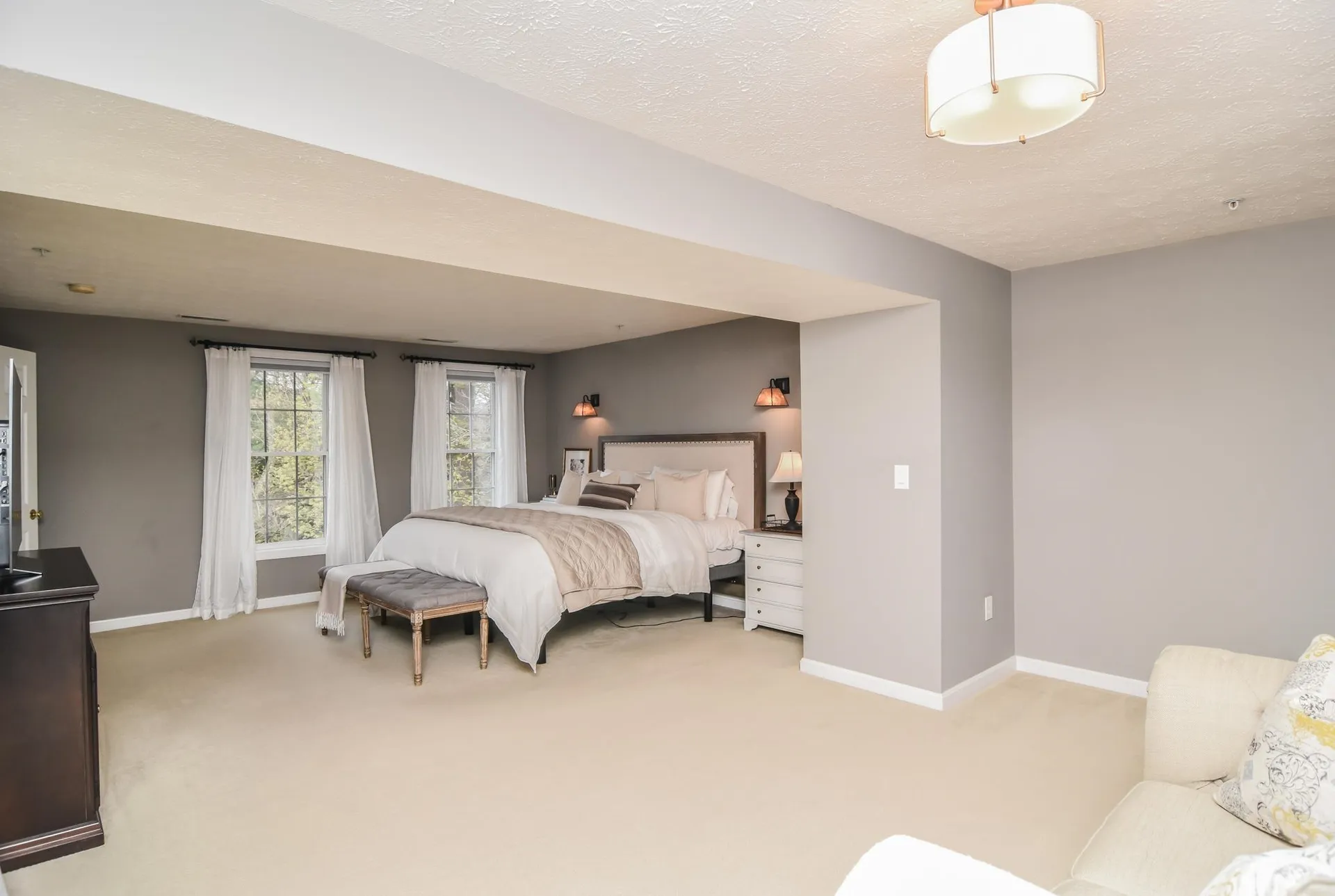 14 Georgetowne Drive Nashua NH 03062