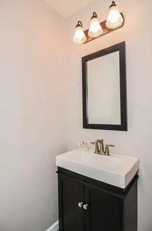 14 Georgetowne Drive Nashua NH 03062
