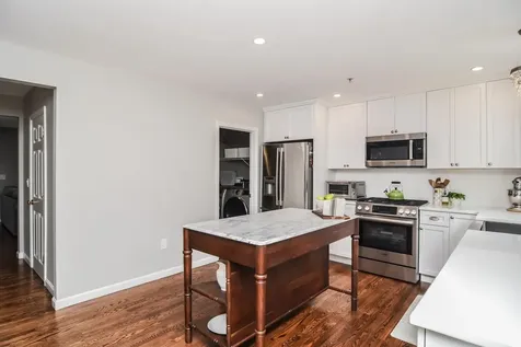 14 Georgetowne Drive Nashua NH 03062