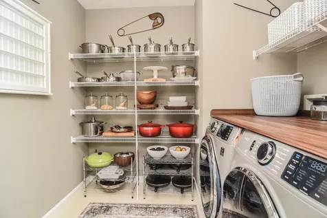 14 Georgetowne Drive Nashua NH 03062