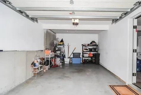 14 Georgetowne Drive Nashua NH 03062