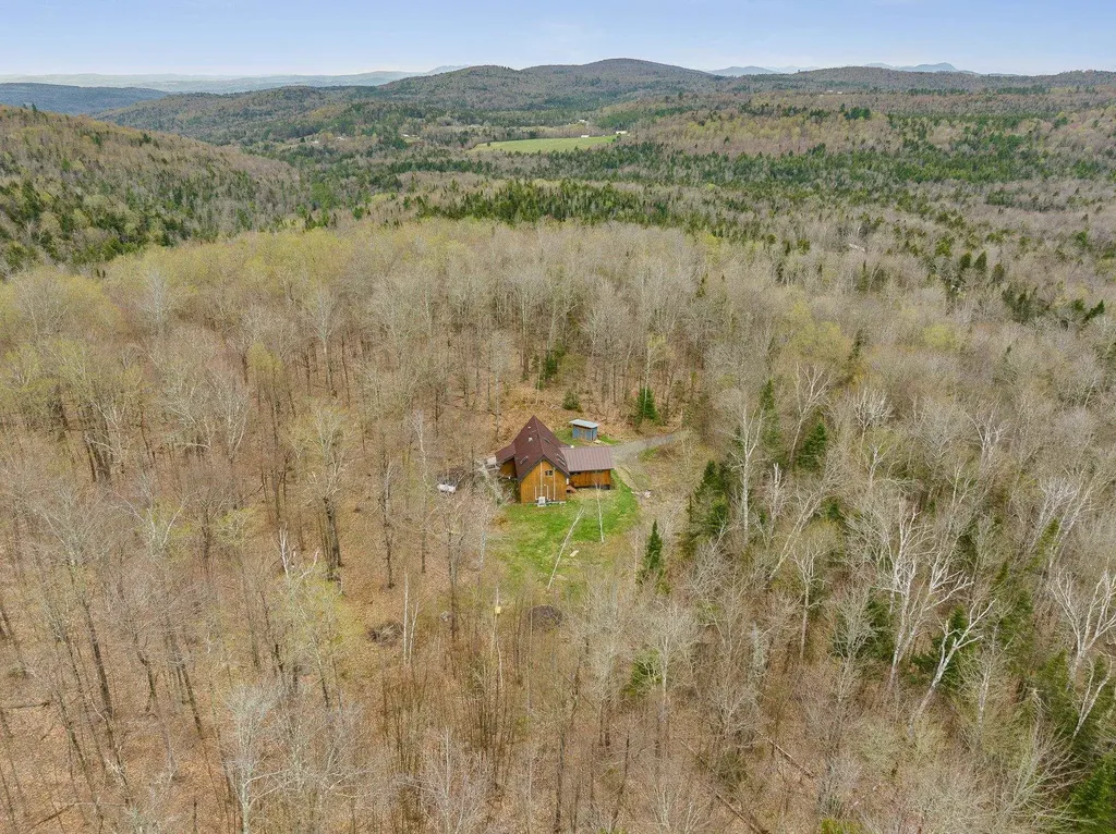 412 Macey Road Middlesex VT 05602