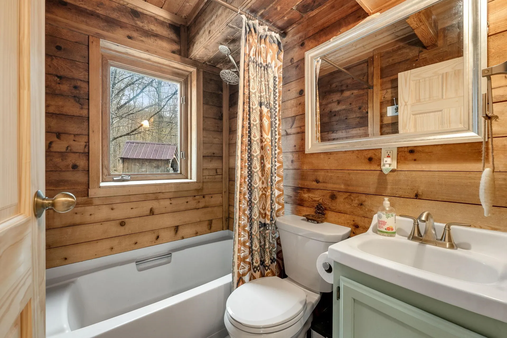 412 Macey Road Middlesex VT 05602