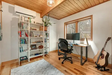 412 Macey Road Middlesex VT 05602