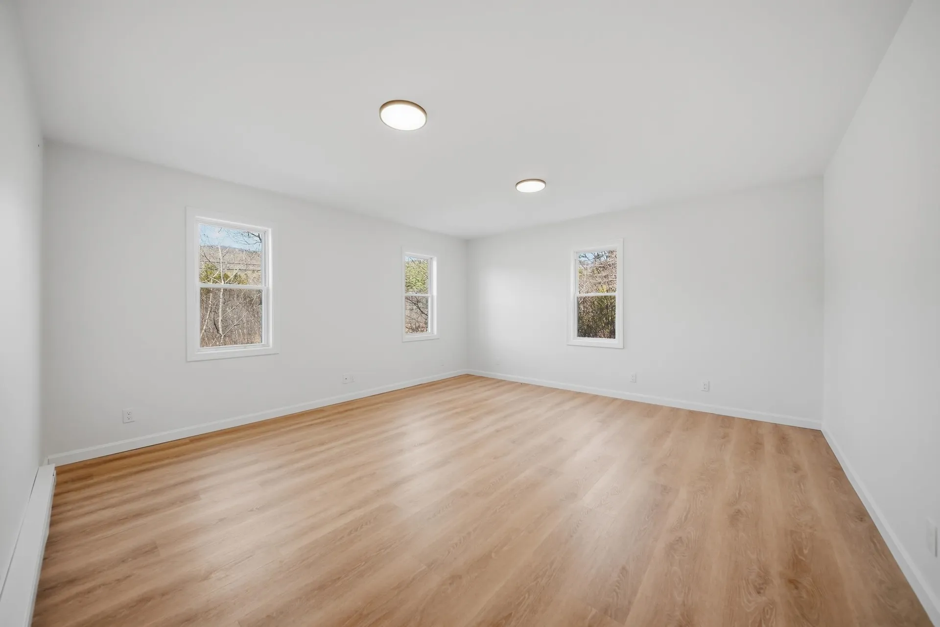 1164 Main Street Grafton NH 03240