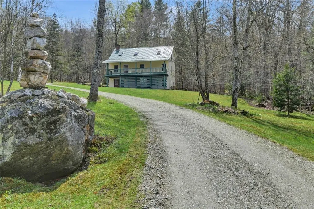 36 Hubbard Road Waterville VT 05492